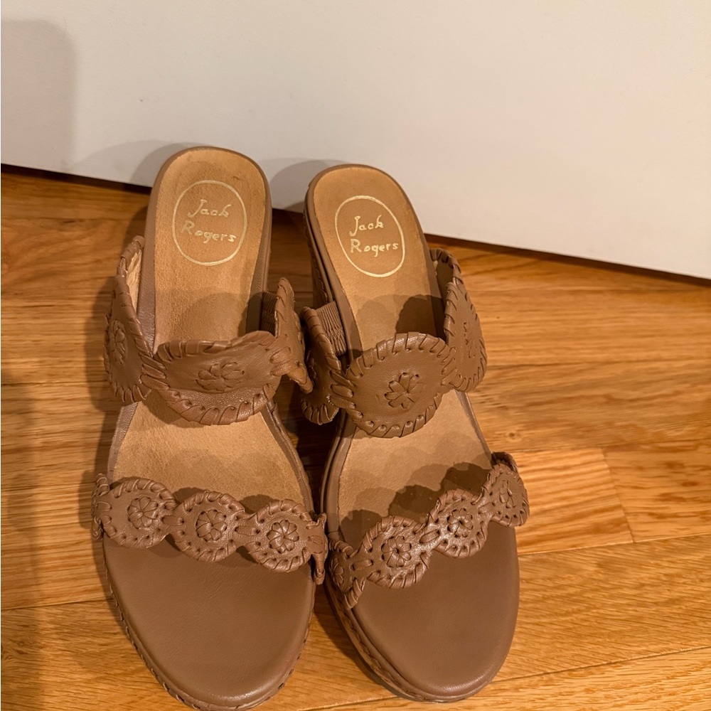 Jack Rogers Women's Tan Sandals